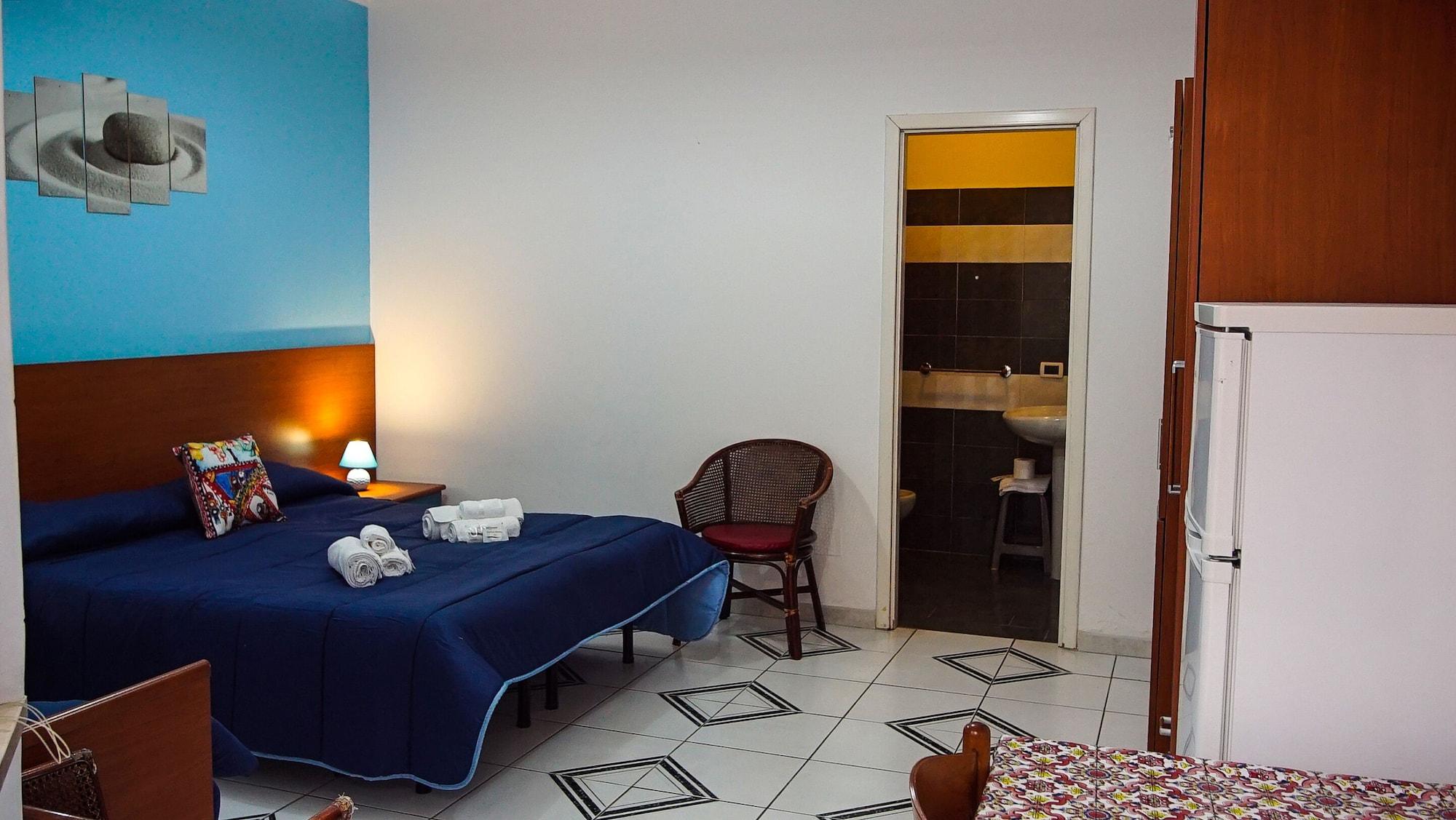 Baia Di Naxos Aparthotel Giardini Naxos Exterior photo